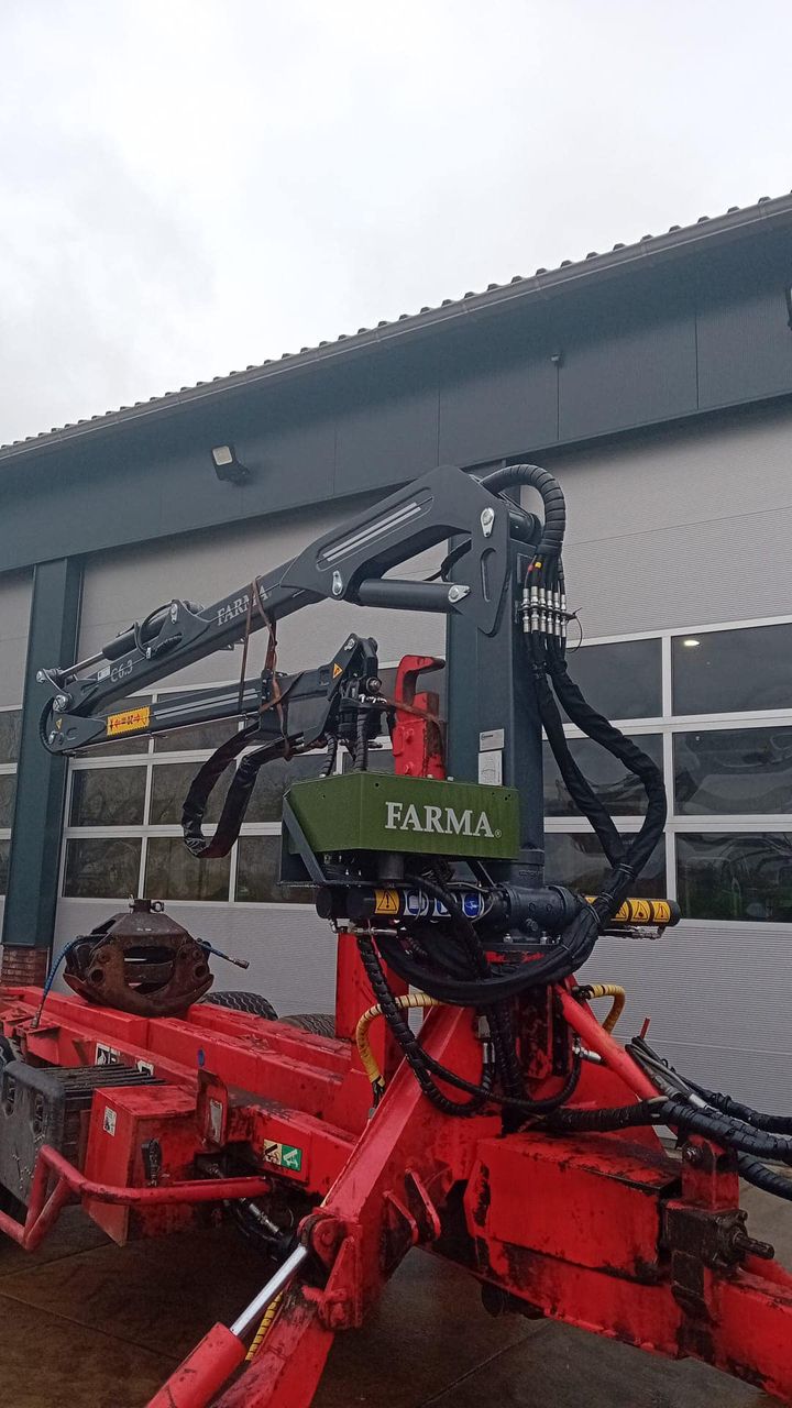  Nieuwe Farma C6.3 kraan opgebouwd